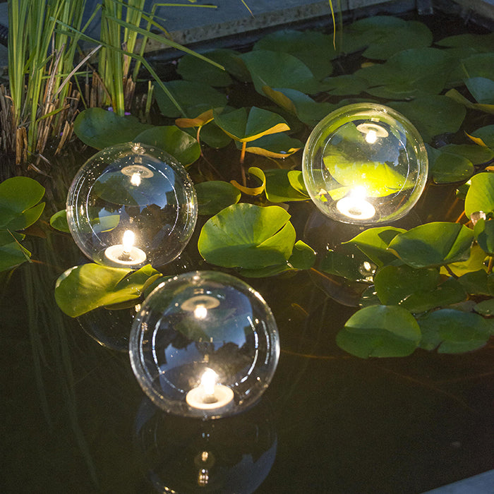 MULTIBRIGHT FLOAT 3 LED - 3 sphères en acryl flottantes reliées entre elles avec éclairage Leds - 3 Leds G4, 24 SMD blanc chaud, transfo 230VAC/12VAC 6w - Lumen 75, EEK A+, 1,5w